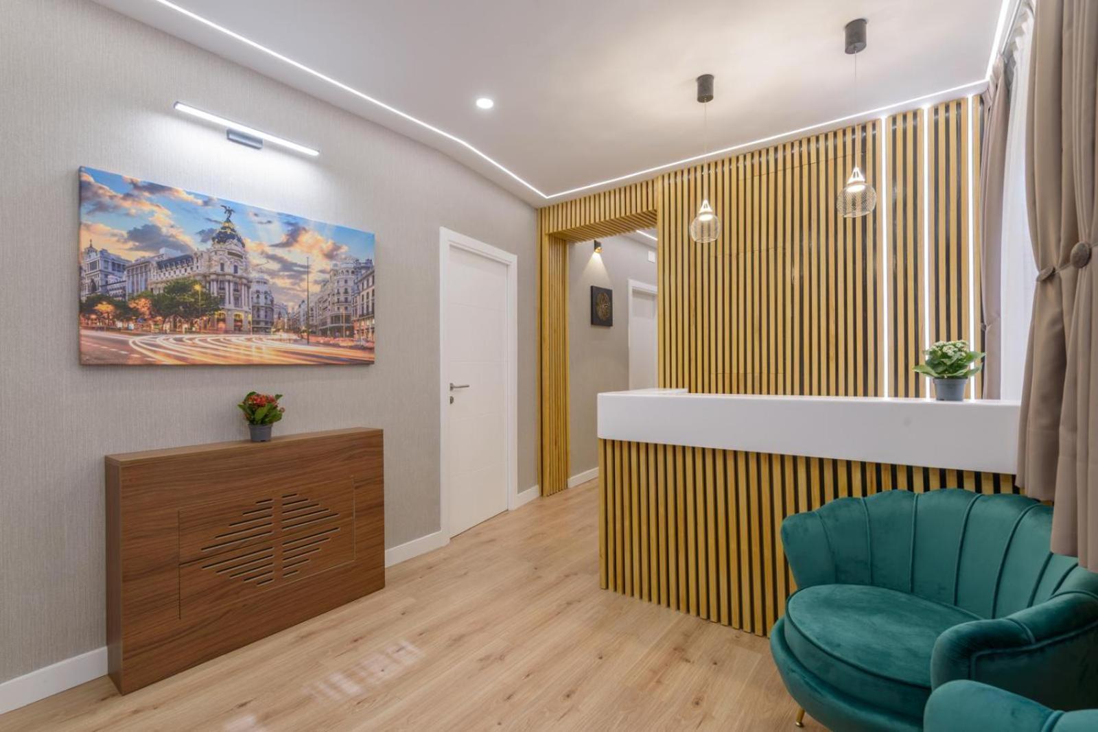 Hostal Sun Gate Madrid Exterior foto
